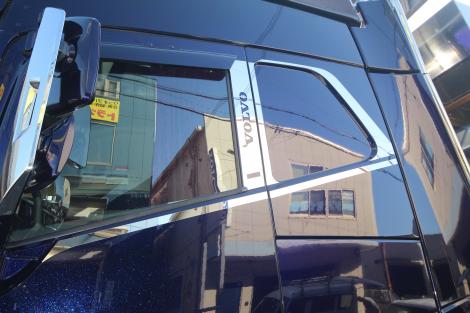 Door Pillar Kit R/L for VOLVO FH4 <ドアピラーキット>