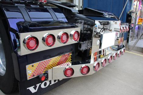 Rear Lights Kit & Rear Bumper Bar for VOLVO FH4 <テール&リアバンパー>